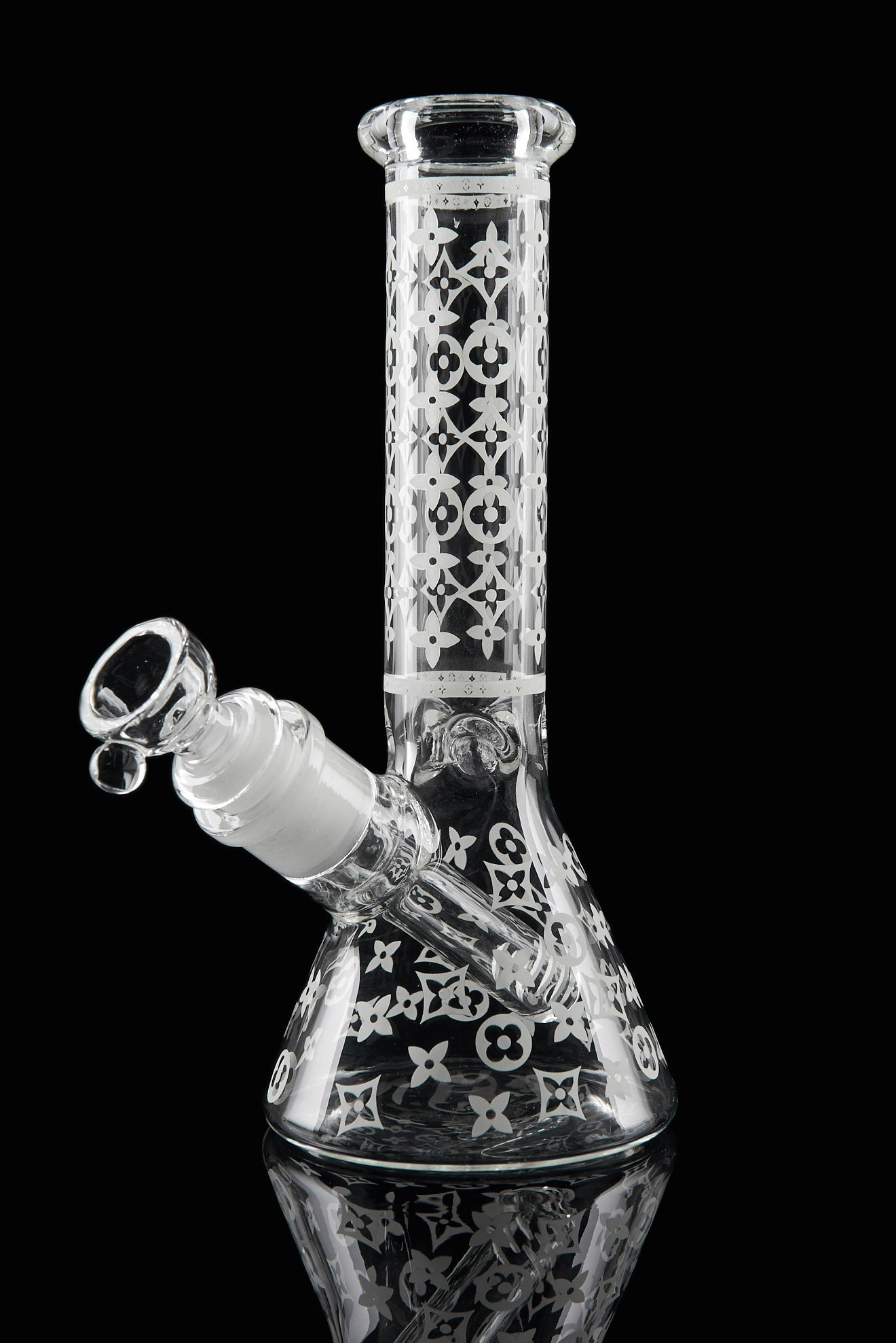 8" Glow In The Dark Mini Beaker Water Pipe